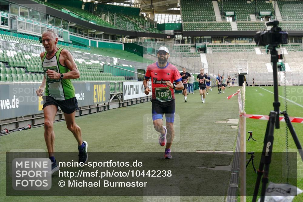 13.09.2026 - 21. swb-Marathon Bremen Michael Burmester http://msf.ph/oto/10442238 13.09.2026 12:43:31 Laufen im Stadion 439, 623, 678, 749, 819, 969, 1009, 1223, 1224, 1372, 1498, 1562, 1619, 1712, 1745, 1770, 1879, 1921, 2098, 2207, 2651, 2683, 3251, 3368, 3500, 3584, 3688, 4096, 4739, 4847, 4904, 5143, 5199, 5316, 5369, 5601, 5663, 5672, 5776, 5828, 6359, 6579, 6929, 6991, 7015, 7141, 7170, 7841, 7950, 8028, 8311, 8383, 8394, 8689, 8749, 8850, 8994, 9120, 9137, 9153, 9200, 9233, 9533, 9849, 13063, 13237, 126, 371, 453, 603, 640, 671, 735, 744, 807, 862, 912, 1136, 1576, 1717, 1751, 1758, 5912 meine-sportfotos.de