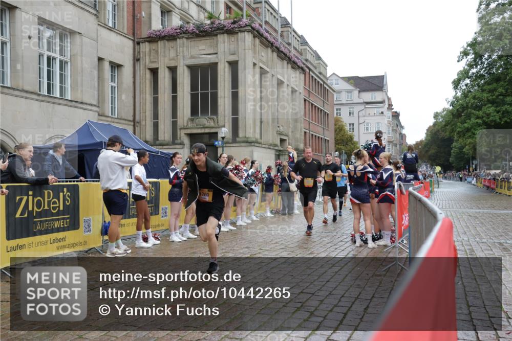 13.09.2026 - Kiel Lauf Yannick Fuchs http://msf.ph/oto/10442265 13.09.2026 11:55:18 Ziel  meine-sportfotos.de
