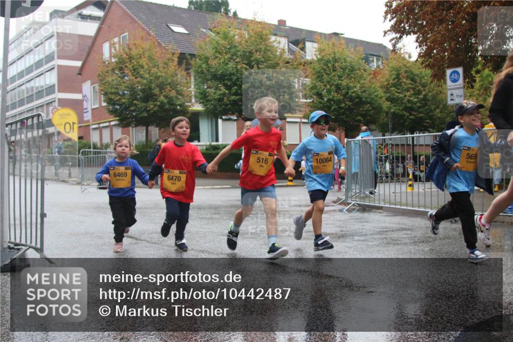 13.09.2026 - Kiel Lauf Markus Tischler http://msf.ph/oto/10442487 13.09.2026 08:34:44 Fleethörn 6469, 39, 6470, 38, 516, 10064, 565 meine-sportfotos.de