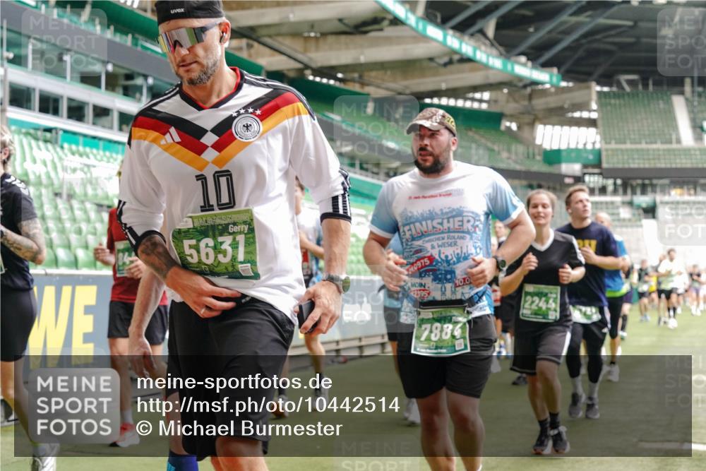 13.09.2026 - 21. swb-Marathon Bremen Michael Burmester http://msf.ph/oto/10442514 13.09.2026 13:07:15 Laufen im Stadion 109, 132, 156, 217, 287, 303, 310, 372, 430, 454, 489, 578, 607, 613, 682, 716, 784, 800, 808, 809, 831, 834, 846, 911, 922, 1083, 1173, 1189, 1205, 1210, 1274, 1322, 1364, 1365, 1369, 1387, 1395, 1437, 1532, 1533, 1545, 1574, 1581, 1600, 1823, 1831, 1841, 1848, 1854, 1871, 1909, 1926, 1938, 2003, 2070, 2076, 2090, 2219, 2275, 2283, 2318, 2355, 2356, 2393, 2405, 2440, 2492, 2565, 2611, 2699, 2707, 2721, 2731, 2755, 2802, 2818, 2831, 2866, 2902, 2911, 2949, 2960 meine-sportfotos.de