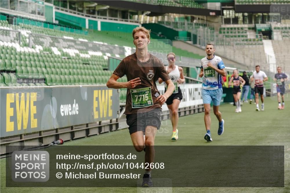 13.09.2026 - 21. swb-Marathon Bremen Michael Burmester http://msf.ph/oto/10442608 13.09.2026 12:43:51 Laufen im Stadion 439, 493, 623, 678, 681, 749, 819, 969, 1009, 1223, 1224, 1335, 1372, 1498, 1562, 1696, 1712, 1745, 1770, 1879, 1921, 2098, 2207, 2651, 2683, 3251, 3500, 3584, 3688, 4096, 4118, 4328, 4739, 4847, 4904, 5143, 5199, 5316, 5369, 5601, 5663, 5776, 5828, 6359, 6579, 6973, 7015, 7170, 7265, 7715, 7841, 7950, 8028, 8311, 8689, 8749, 8850, 8994, 9120, 9137, 9153, 9200, 9233, 9533, 9849, 13063, 13237, 126, 371, 453, 603, 640, 650, 671, 735, 744, 807, 862, 912, 957, 1136 meine-sportfotos.de
