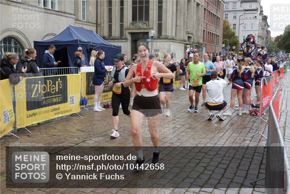 13.09.2026 - Kiel Lauf Yannick Fuchs http://msf.ph/oto/10442658 13.09.2026 11:56:12 Ziel  meine-sportfotos.de