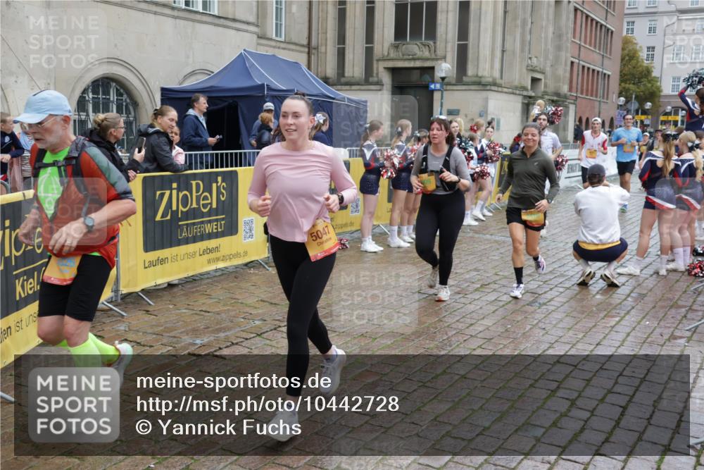 13.09.2026 - Kiel Lauf Yannick Fuchs http://msf.ph/oto/10442728 13.09.2026 11:56:16 Ziel  meine-sportfotos.de