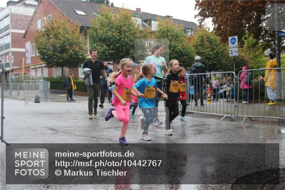 13.09.2026 - Kiel Lauf Markus Tischler http://msf.ph/oto/10442767 13.09.2026 08:35:15 Fleethörn 930, 10714, 8258, 9586 meine-sportfotos.de