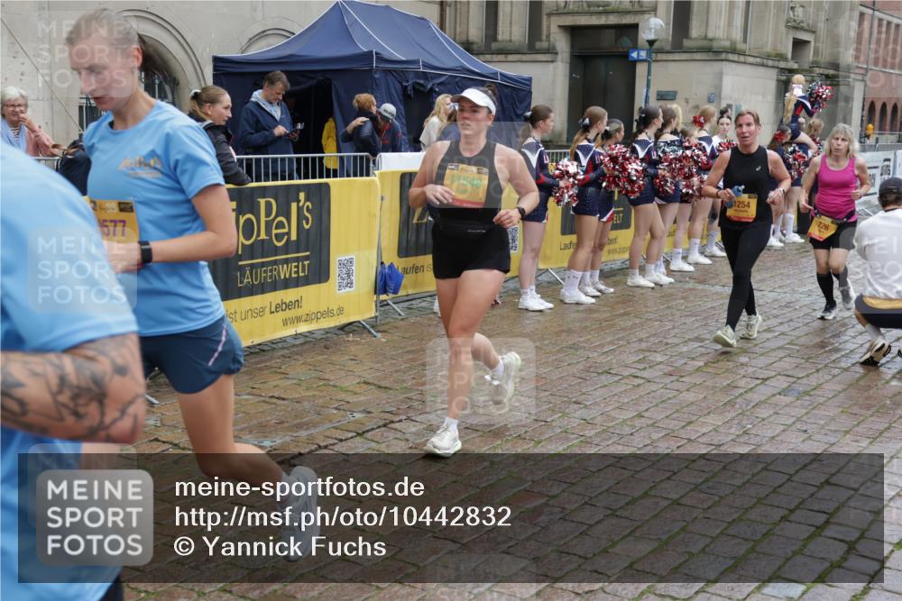 13.09.2026 - Kiel Lauf Yannick Fuchs http://msf.ph/oto/10442832 13.09.2026 11:56:23 Ziel  meine-sportfotos.de