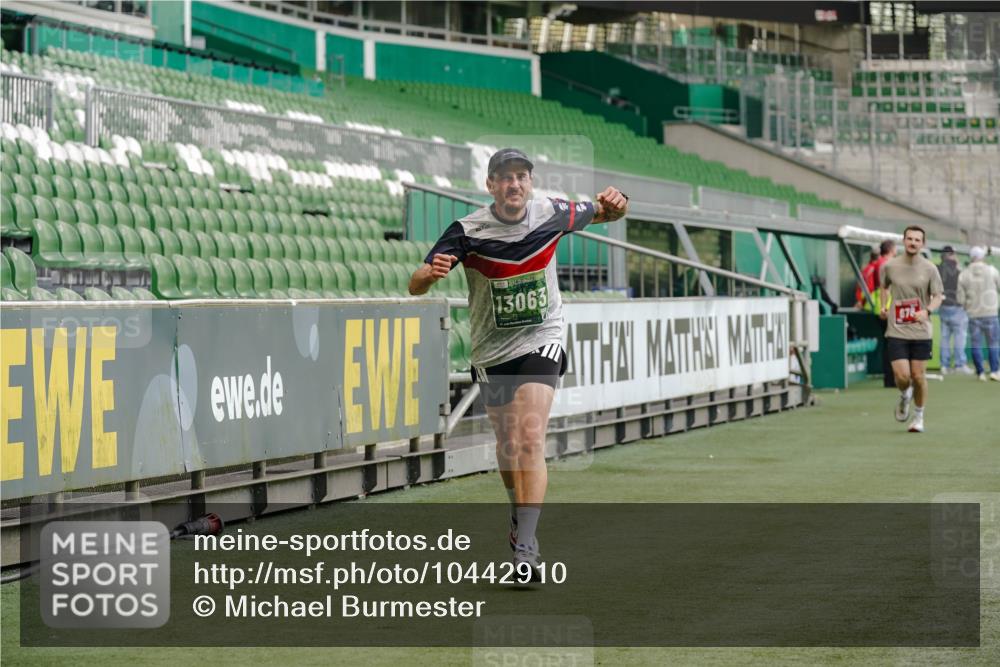 13.09.2026 - 21. swb-Marathon Bremen Michael Burmester http://msf.ph/oto/10442910 13.09.2026 12:44:05 Laufen im Stadion 339, 439, 493, 623, 678, 681, 715, 749, 819, 969, 1223, 1224, 1264, 1301, 1335, 1372, 1498, 1562, 1696, 1712, 1745, 1770, 1879, 1921, 1975, 2098, 2651, 2683, 3251, 3500, 3584, 3688, 4096, 4118, 4328, 4739, 4847, 4904, 5143, 5199, 5316, 5369, 5601, 5663, 5776, 5996, 6359, 6579, 6973, 7015, 7170, 7206, 7265, 7715, 7841, 7950, 8028, 8689, 8749, 8850, 8994, 9137, 9153, 9200, 9233, 9533, 9849, 13063, 13168, 13237, 126, 371, 453, 603, 640, 650, 671, 735, 744, 862, 912, 957, 1136 meine-sportfotos.de