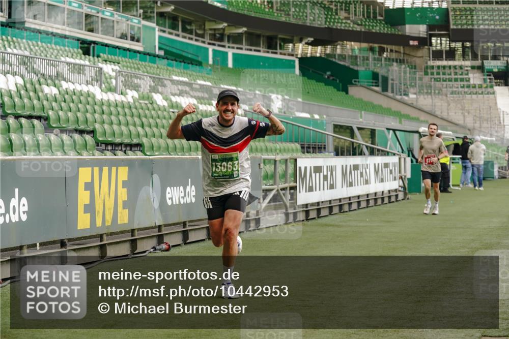 13.09.2026 - 21. swb-Marathon Bremen Michael Burmester http://msf.ph/oto/10442953 13.09.2026 12:44:06 Laufen im Stadion 339, 493, 623, 678, 681, 715, 749, 819, 969, 1223, 1224, 1264, 1301, 1335, 1372, 1498, 1562, 1696, 1745, 1770, 1879, 1921, 1975, 2098, 2651, 2683, 3251, 3500, 3584, 3688, 4096, 4118, 4328, 4739, 4904, 5143, 5199, 5316, 5369, 5601, 5663, 5776, 5996, 6359, 6579, 6973, 7015, 7170, 7206, 7265, 7715, 7841, 7950, 8028, 8689, 8749, 8850, 8994, 9137, 9153, 9200, 9233, 9533, 9849, 13063, 13168, 13237, 126, 371, 453, 603, 640, 650, 671, 735, 744, 862, 912, 957, 1136 meine-sportfotos.de