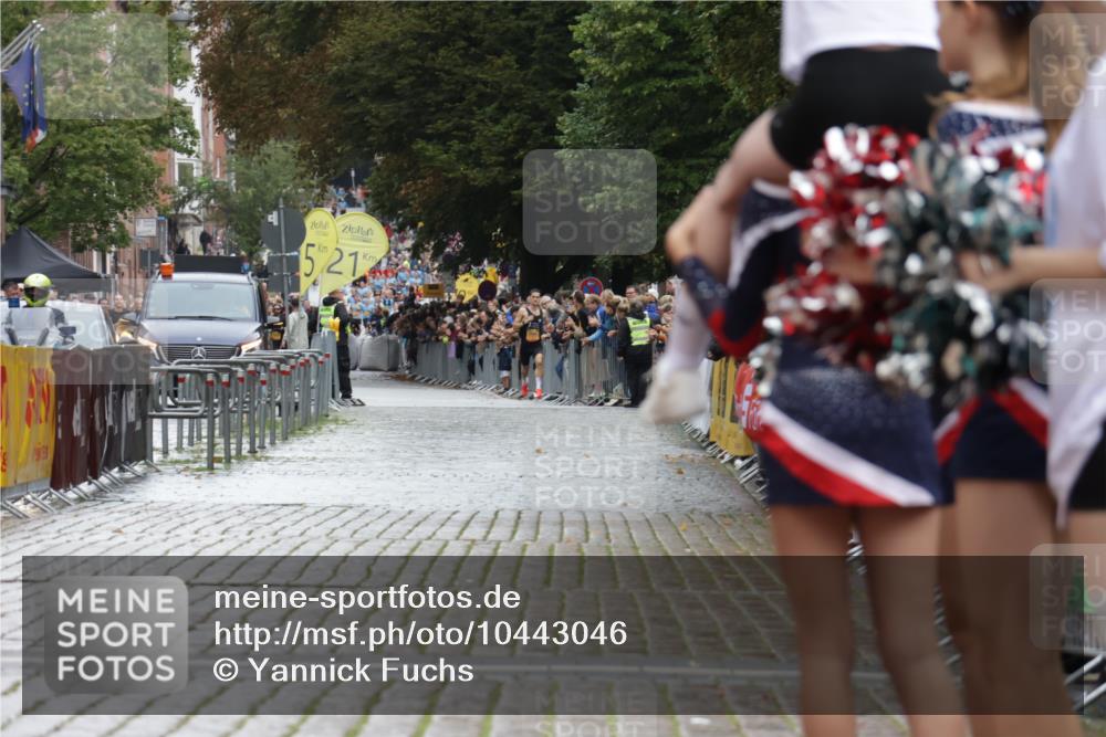 13.09.2026 - Kiel Lauf Yannick Fuchs http://msf.ph/oto/10443046 13.09.2026 11:58:37 Ziel 6694 meine-sportfotos.de