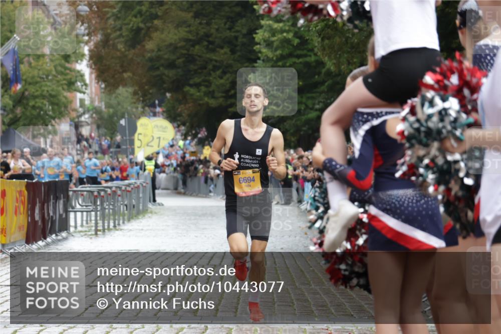 13.09.2026 - Kiel Lauf Yannick Fuchs http://msf.ph/oto/10443077 13.09.2026 11:58:55 Ziel 6694 meine-sportfotos.de
