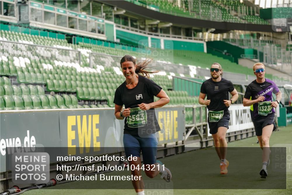 13.09.2026 - 21. swb-Marathon Bremen Michael Burmester http://msf.ph/oto/10443211 13.09.2026 12:44:21 Laufen im Stadion 339, 493, 623, 678, 681, 715, 819, 969, 1264, 1301, 1335, 1372, 1498, 1562, 1696, 1770, 1921, 1937, 1975, 2098, 2651, 2683, 3092, 3251, 3500, 3584, 3609, 3688, 4096, 4118, 4328, 4739, 4904, 5143, 5199, 5316, 5369, 5601, 5663, 5776, 5996, 6359, 6579, 6973, 7015, 7170, 7206, 7265, 7715, 7841, 7950, 8028, 8689, 8749, 8850, 9137, 9153, 9200, 9233, 9583, 9849, 13063, 13168, 13237, 126, 371, 453, 603, 640, 650, 671, 735, 744, 862, 912, 957, 1136, 1411, 1822 meine-sportfotos.de