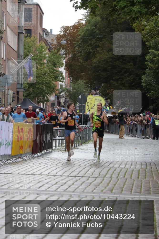 13.09.2026 - Kiel Lauf Yannick Fuchs http://msf.ph/oto/10443224 13.09.2026 11:59:51 Ziel 879, 12244 meine-sportfotos.de