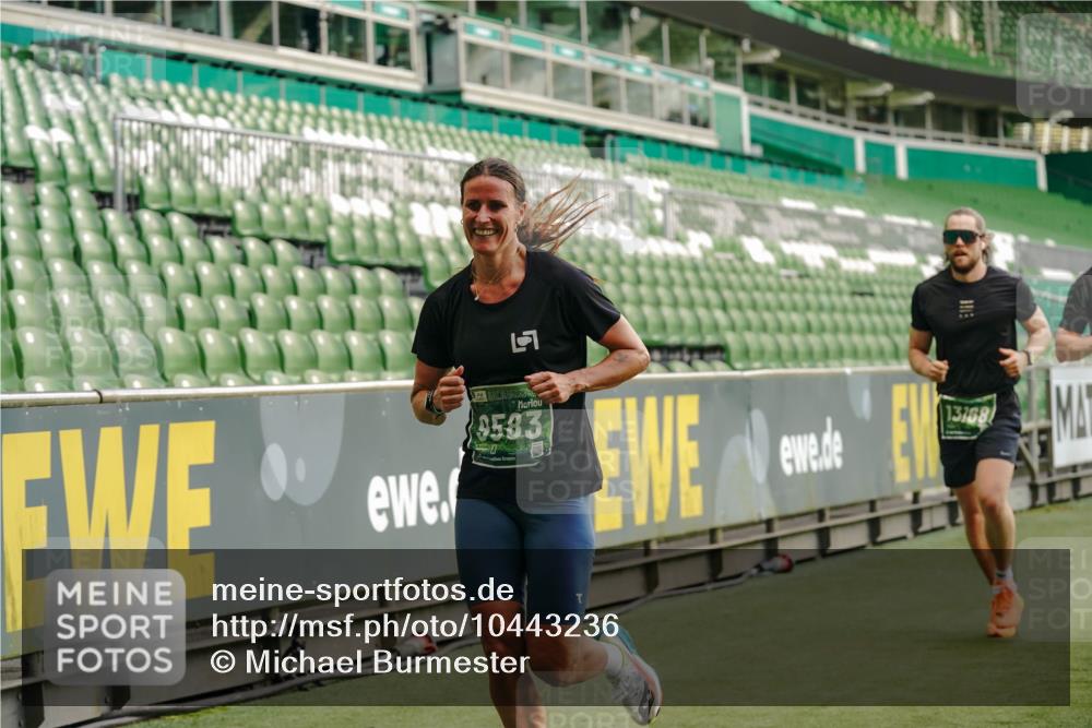 13.09.2026 - 21. swb-Marathon Bremen Michael Burmester http://msf.ph/oto/10443236 13.09.2026 12:44:22 Laufen im Stadion 339, 493, 623, 678, 681, 715, 819, 969, 1264, 1301, 1335, 1372, 1498, 1562, 1696, 1770, 1921, 1937, 1975, 2098, 2651, 2683, 3092, 3251, 3500, 3584, 3609, 3688, 4096, 4118, 4328, 4739, 4904, 5143, 5199, 5316, 5369, 5601, 5663, 5776, 5996, 6359, 6579, 6973, 7015, 7170, 7206, 7265, 7715, 7841, 7950, 8028, 8689, 8749, 8850, 9137, 9153, 9200, 9233, 9583, 9849, 13063, 13168, 13237, 126, 371, 453, 603, 640, 650, 671, 735, 744, 862, 912, 957, 1136, 1411, 1822 meine-sportfotos.de