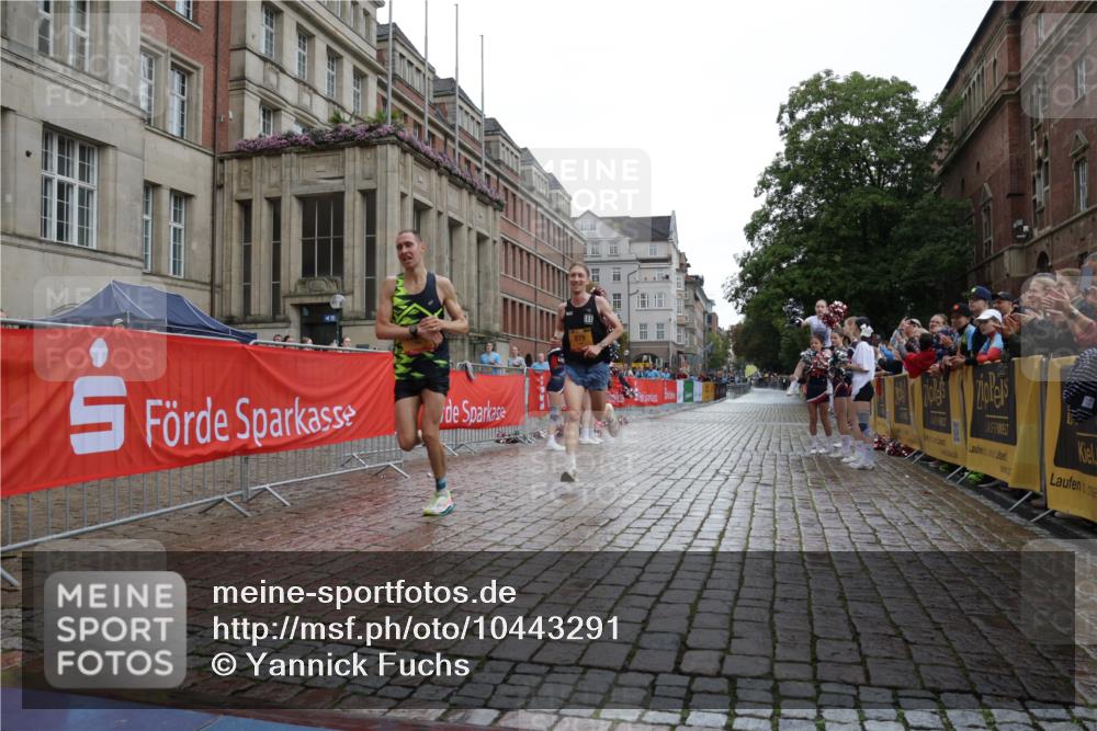 13.09.2026 - Kiel Lauf Yannick Fuchs http://msf.ph/oto/10443291 13.09.2026 12:00:00 Ziel 879, 12244 meine-sportfotos.de