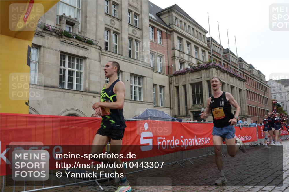 13.09.2026 - Kiel Lauf Yannick Fuchs http://msf.ph/oto/10443307 13.09.2026 12:00:01 Ziel 879, 12244 meine-sportfotos.de