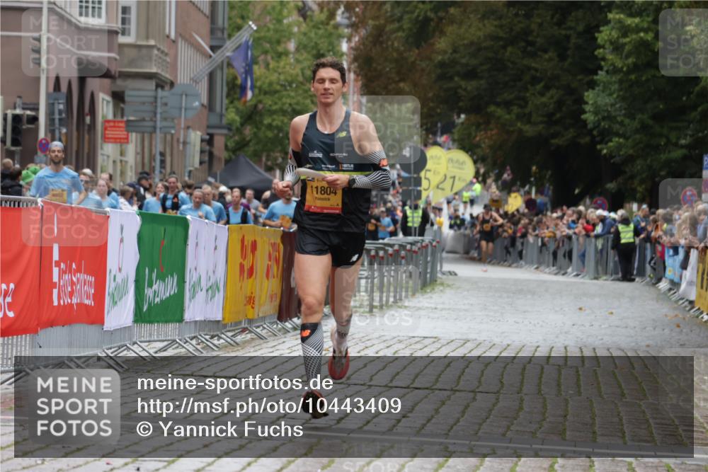 13.09.2026 - Kiel Lauf Yannick Fuchs http://msf.ph/oto/10443409 13.09.2026 12:03:46 Ziel 8608, 11804 meine-sportfotos.de