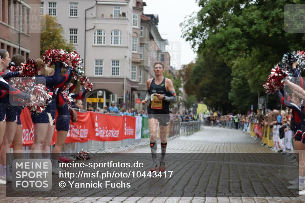 13.09.2026 - Kiel Lauf Yannick Fuchs http://msf.ph/oto/10443417 13.09.2026 12:03:48 Ziel 8608, 11804 meine-sportfotos.de