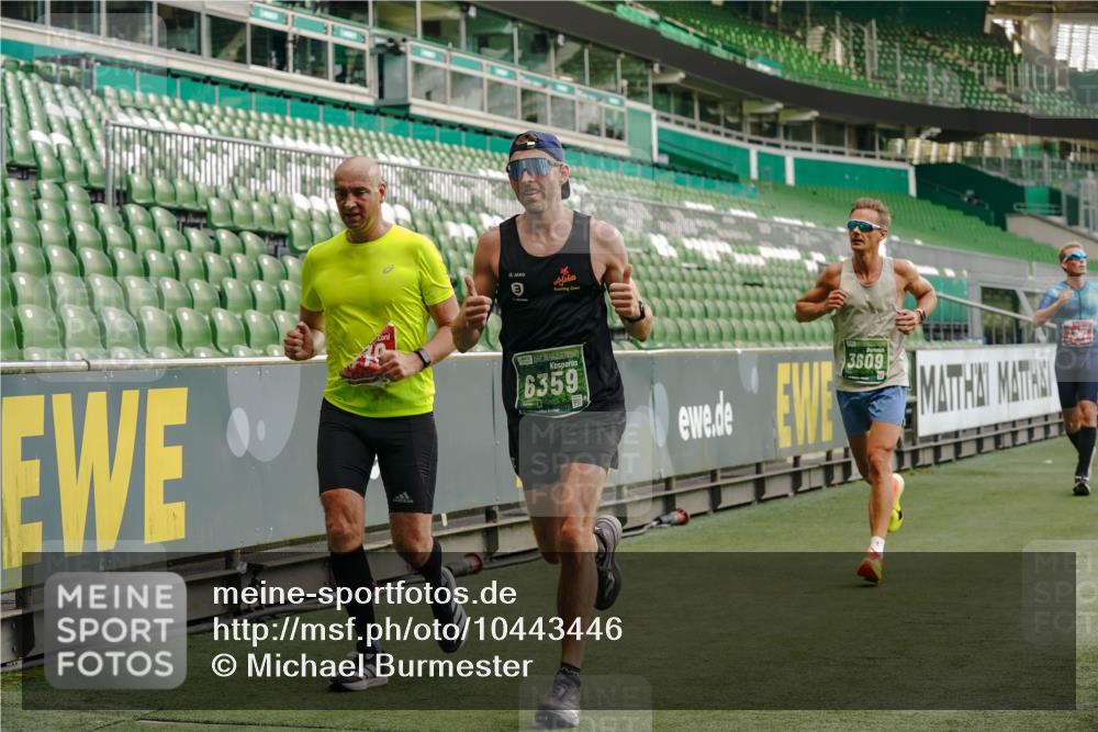 13.09.2026 - 21. swb-Marathon Bremen Michael Burmester http://msf.ph/oto/10443446 13.09.2026 12:44:28 Laufen im Stadion 280, 339, 493, 623, 678, 681, 715, 819, 969, 1264, 1301, 1335, 1372, 1498, 1696, 1770, 1921, 1937, 1975, 2020, 2098, 2683, 3092, 3271, 3500, 3609, 3688, 4118, 4328, 4739, 4904, 5092, 5143, 5199, 5316, 5369, 5601, 5663, 5776, 5996, 6359, 6579, 6973, 7015, 7170, 7206, 7265, 7715, 7841, 7950, 8028, 8689, 8749, 8850, 9129, 9137, 9153, 9200, 9233, 9583, 9849, 13063, 13168, 13237, 126, 371, 453, 603, 640, 650, 671, 735, 744, 862, 912, 957, 1136, 1411, 1822, 1850 meine-sportfotos.de