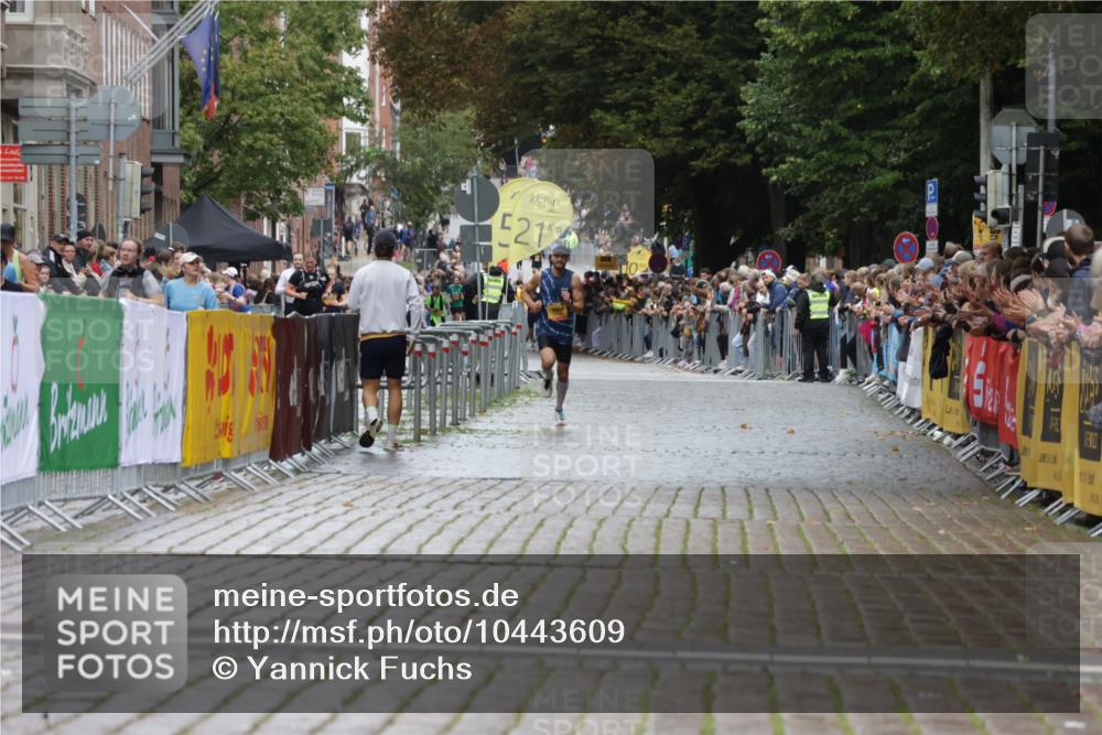 13.09.2026 - Kiel Lauf Yannick Fuchs http://msf.ph/oto/10443609 13.09.2026 12:09:18 Ziel 3904, 1201 meine-sportfotos.de