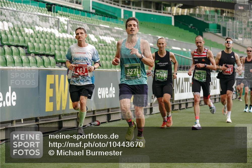 13.09.2026 - 21. swb-Marathon Bremen Michael Burmester http://msf.ph/oto/10443670 13.09.2026 12:44:41 Laufen im Stadion 280, 339, 474, 493, 508, 623, 678, 681, 715, 788, 819, 969, 1264, 1301, 1335, 1372, 1498, 1696, 1770, 1937, 1975, 2020, 2098, 3092, 3271, 3500, 3609, 3688, 4118, 4328, 4739, 4904, 5092, 5143, 5199, 5369, 5601, 5776, 5996, 6359, 6579, 6973, 7015, 7170, 7206, 7265, 7478, 7715, 7841, 7950, 8028, 8054, 8096, 8689, 8850, 9070, 9129, 9137, 9153, 9233, 9306, 9583, 9642, 9849, 13063, 13168, 13237, 126, 371, 603, 640, 650, 671, 735, 744, 862, 912, 957, 1136, 1411, 1667, 1822, 1850 meine-sportfotos.de