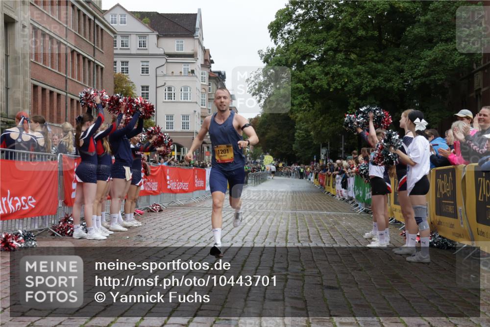 13.09.2026 - Kiel Lauf Yannick Fuchs http://msf.ph/oto/10443701 13.09.2026 12:09:54 Ziel 1201, 61 meine-sportfotos.de