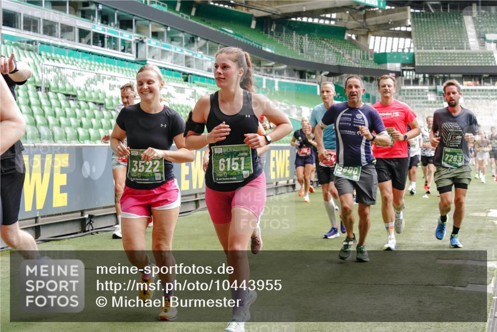 13.09.2026 - 21. swb-Marathon Bremen Michael Burmester http://msf.ph/oto/10443955 13.09.2026 13:07:36 Laufen im Stadion 109, 132, 156, 287, 303, 310, 372, 454, 489, 551, 578, 607, 613, 682, 716, 800, 808, 809, 831, 834, 846, 884, 911, 922, 1083, 1173, 1189, 1205, 1210, 1285, 1322, 1364, 1365, 1369, 1387, 1395, 1437, 1532, 1545, 1574, 1600, 1688, 1823, 1831, 1841, 1848, 1854, 1871, 1909, 1926, 1938, 2003, 2041, 2070, 2090, 2215, 2219, 2229, 2275, 2283, 2318, 2356, 2366, 2405, 2440, 2492, 2565, 2611, 2635, 2699, 2707, 2721, 2727, 2731, 2755, 2782, 2802, 2818, 2831, 2866, 2902, 2911, 2949, 2960 meine-sportfotos.de