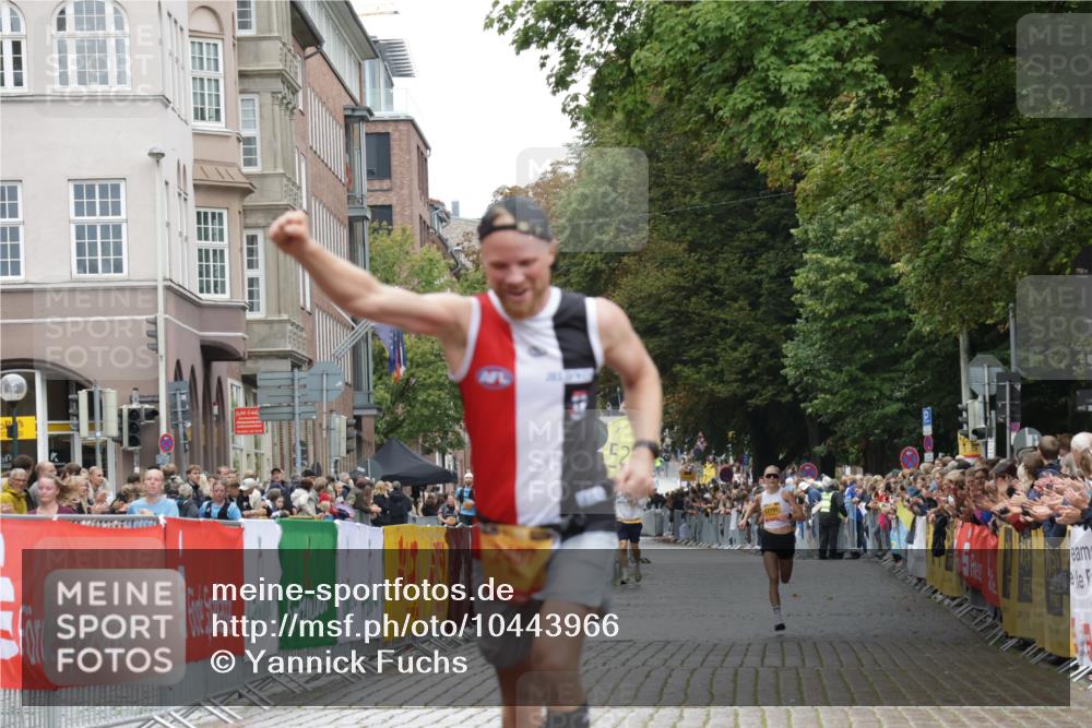 13.09.2026 - Kiel Lauf Yannick Fuchs http://msf.ph/oto/10443966 13.09.2026 12:11:16 Ziel 1373, 1949, 2327, 2457, 4710, 11322, 12191, 2631, 4347 meine-sportfotos.de