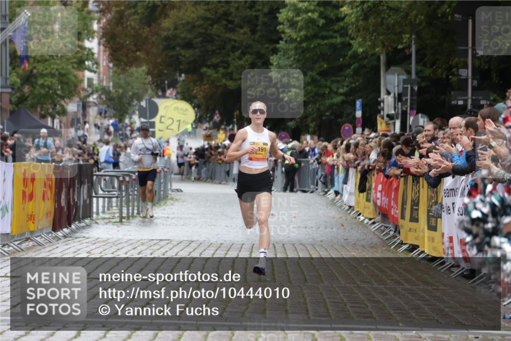 13.09.2026 - Kiel Lauf Yannick Fuchs http://msf.ph/oto/10444010 13.09.2026 12:11:20 Ziel 2631, 1373, 1949, 2327, 2457, 4710, 11322, 12191, 4347 meine-sportfotos.de