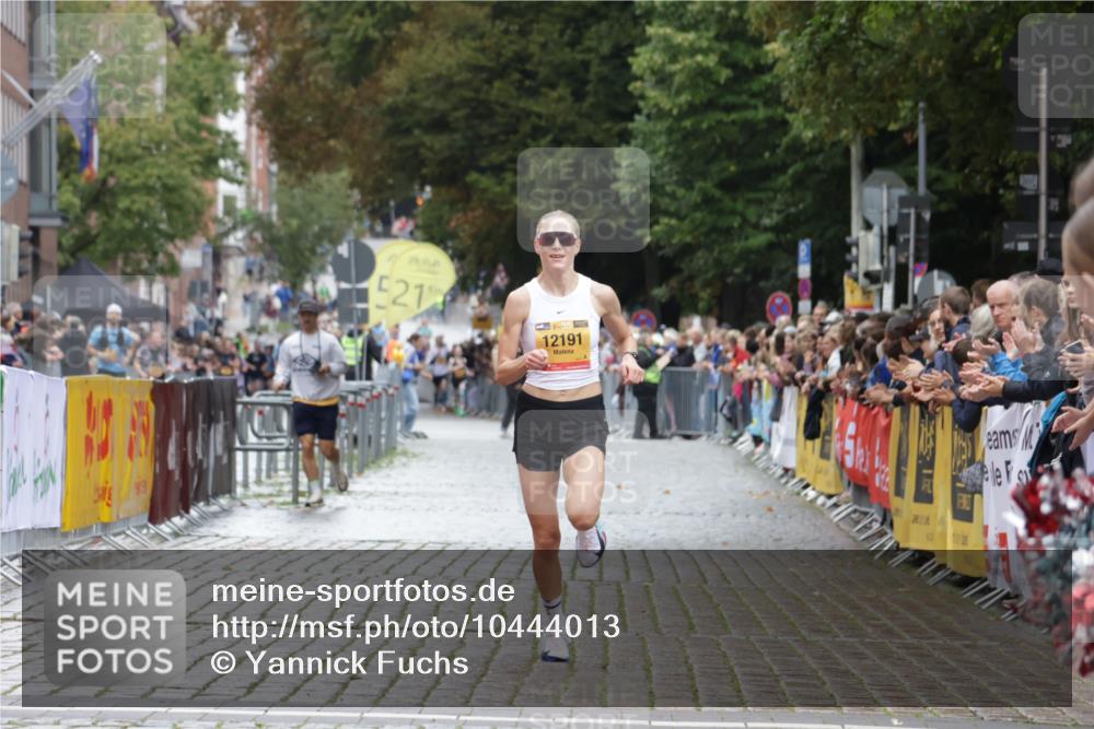13.09.2026 - Kiel Lauf Yannick Fuchs http://msf.ph/oto/10444013 13.09.2026 12:11:22 Ziel 2631, 1373, 1949, 2327, 2457, 4710, 11322, 12191, 4347 meine-sportfotos.de