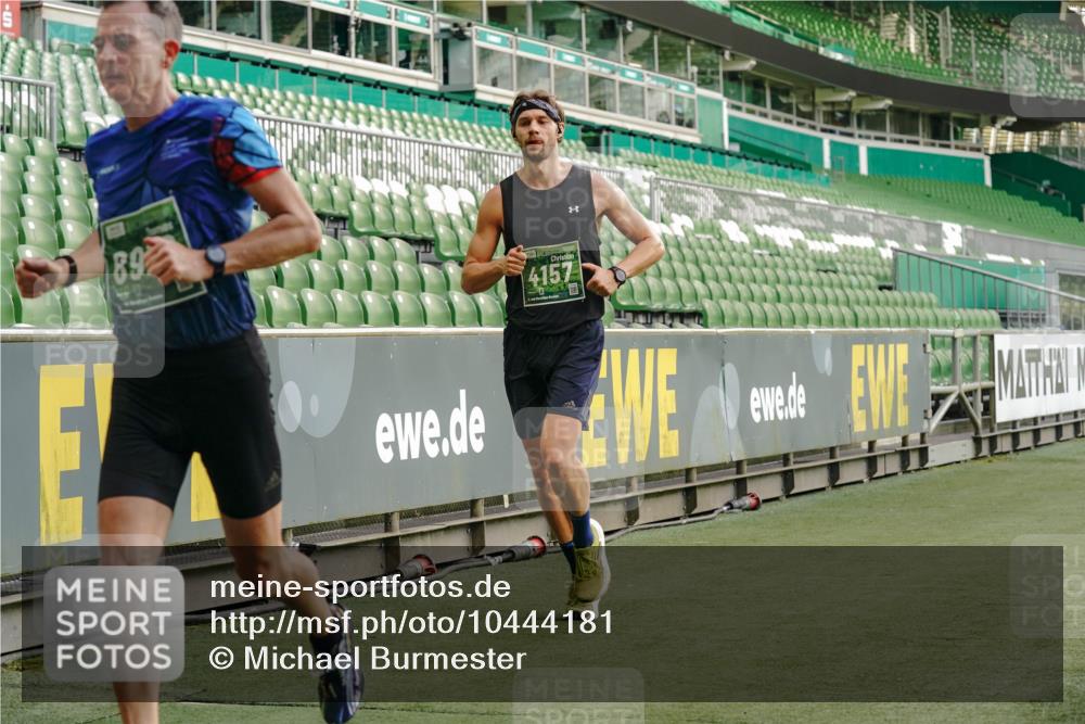 13.09.2026 - 21. swb-Marathon Bremen Michael Burmester http://msf.ph/oto/10444181 13.09.2026 12:45:00 Laufen im Stadion 280, 339, 474, 493, 508, 623, 678, 681, 715, 788, 969, 1017, 1264, 1277, 1301, 1335, 1372, 1498, 1696, 1770, 1937, 1975, 2020, 2098, 3092, 3271, 3500, 3609, 4110, 4118, 4157, 4328, 4739, 4904, 5092, 5143, 5369, 5601, 5776, 5996, 6918, 6973, 7015, 7170, 7206, 7265, 7478, 7715, 7841, 7950, 8028, 8054, 8096, 8850, 8936, 9070, 9129, 9137, 9273, 9306, 9583, 9642, 13063, 13168, 13237, 126, 371, 603, 640, 650, 671, 735, 744, 912, 957, 1136, 1411, 1667, 1822, 1850 meine-sportfotos.de