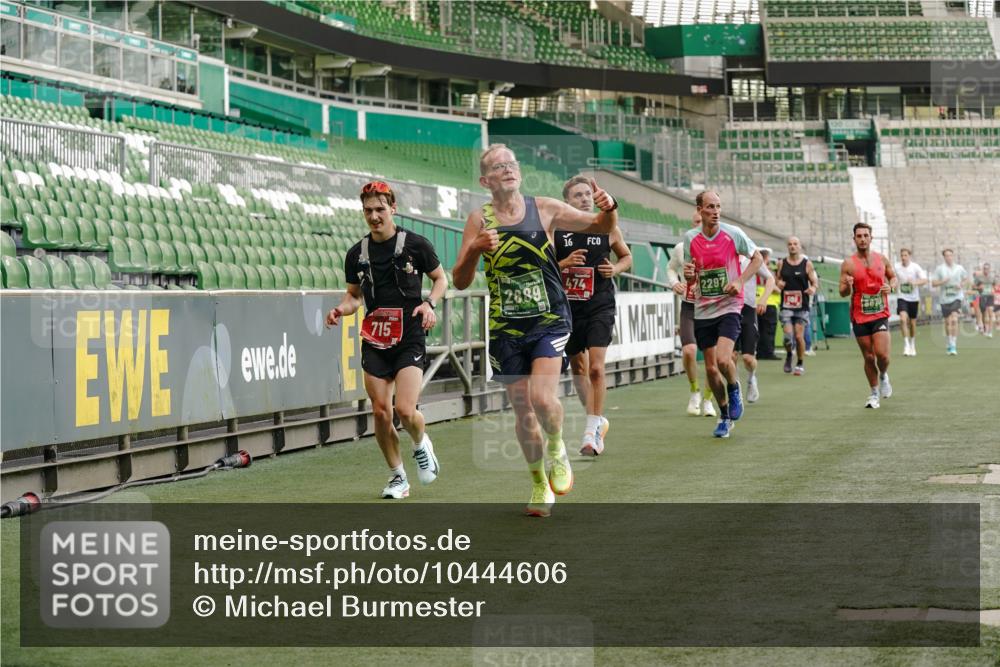 13.09.2026 - 21. swb-Marathon Bremen Michael Burmester http://msf.ph/oto/10444606 13.09.2026 12:45:24 Laufen im Stadion 195, 280, 339, 474, 493, 508, 623, 678, 681, 697, 715, 788, 969, 1017, 1034, 1181, 1241, 1264, 1277, 1301, 1335, 1498, 1696, 1770, 1863, 1937, 1975, 2020, 2084, 2098, 2297, 2889, 3092, 3271, 3609, 4110, 4118, 4157, 4328, 5092, 5719, 5996, 6918, 6973, 7015, 7206, 7265, 7336, 7478, 7715, 8028, 8054, 8096, 8319, 8325, 8331, 8670, 8756, 8936, 9070, 9129, 9137, 9273, 9306, 9495, 9583, 9642, 13063, 13168, 13237, 371, 439, 650, 744, 957, 1411, 1667, 1822, 1850 meine-sportfotos.de