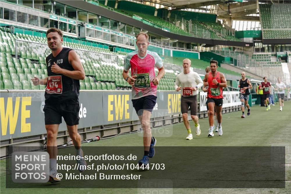 13.09.2026 - 21. swb-Marathon Bremen Michael Burmester http://msf.ph/oto/10444703 13.09.2026 12:45:28 Laufen im Stadion 195, 280, 339, 474, 493, 508, 567, 678, 681, 697, 715, 788, 1017, 1034, 1181, 1241, 1264, 1277, 1301, 1335, 1498, 1696, 1863, 1937, 1975, 2020, 2084, 2098, 2297, 2889, 3092, 3271, 3609, 4110, 4118, 4157, 4328, 5092, 5719, 5996, 6918, 6973, 7015, 7206, 7265, 7336, 7478, 7715, 8028, 8054, 8096, 8319, 8325, 8331, 8670, 8701, 8756, 8936, 9070, 9129, 9137, 9273, 9306, 9495, 9583, 9642, 13063, 13168, 13237, 371, 439, 650, 744, 957, 1411, 1667, 1822, 1850 meine-sportfotos.de