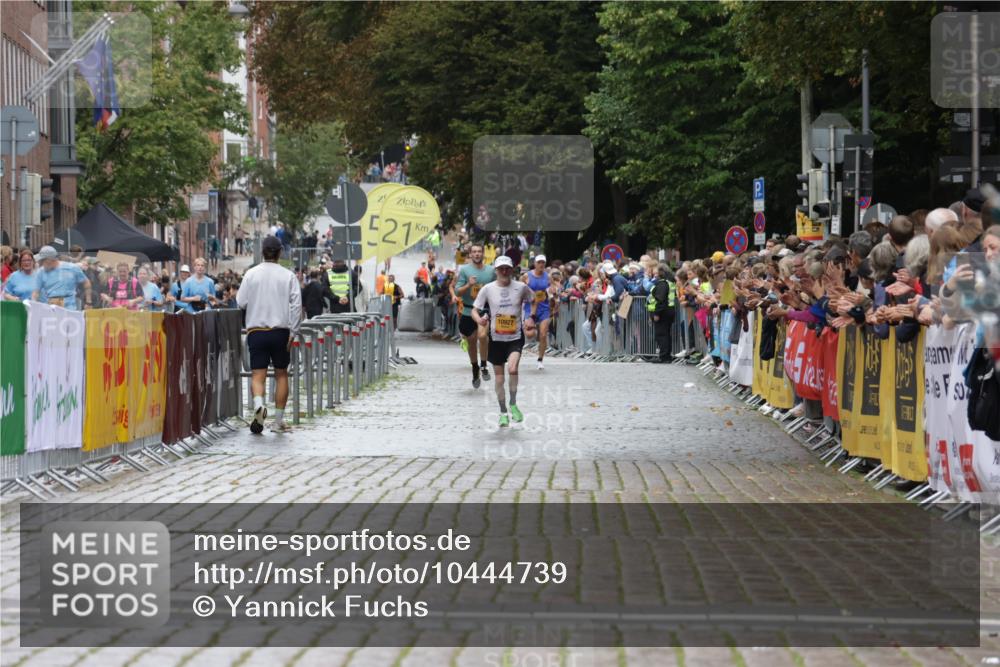 13.09.2026 - Kiel Lauf Yannick Fuchs http://msf.ph/oto/10444739 13.09.2026 12:13:51 Ziel 663, 2109, 10008, 10160, 902, 3290, 10008, 10470, 10927, 10208, 902, 3290 meine-sportfotos.de