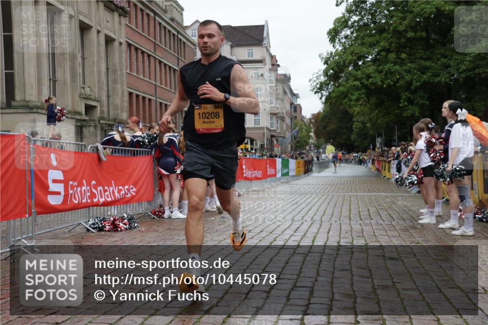 13.09.2026 - Kiel Lauf Yannick Fuchs http://msf.ph/oto/10445078 13.09.2026 12:14:26 Ziel 2565, 9253, 10912, 11085, 6182, 10208, 9316, 663, 2109, 10160 meine-sportfotos.de