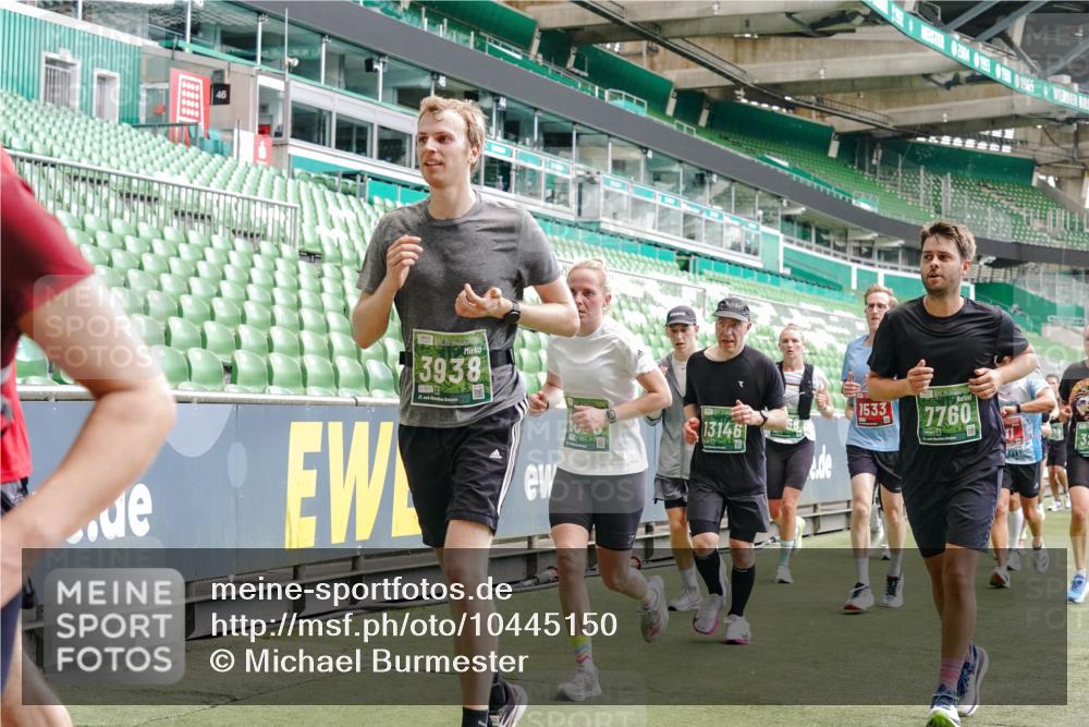 13.09.2026 - 21. swb-Marathon Bremen Michael Burmester http://msf.ph/oto/10445150 13.09.2026 13:07:55 Laufen im Stadion 132, 156, 310, 372, 489, 551, 607, 682, 716, 800, 808, 809, 831, 834, 846, 884, 911, 922, 1083, 1124, 1173, 1189, 1205, 1210, 1285, 1289, 1322, 1364, 1369, 1387, 1395, 1437, 1532, 1545, 1559, 1600, 1688, 1831, 1841, 1848, 1854, 1871, 1899, 1926, 1938, 2003, 2041, 2070, 2090, 2215, 2219, 2229, 2283, 2318, 2366, 2380, 2405, 2440, 2467, 2492, 2565, 2611, 2635, 2699, 2707, 2721, 2727, 2731, 2755, 2782, 2802, 2818, 2831, 2841, 2866, 2897, 2902, 2911, 2930, 2949, 2960 meine-sportfotos.de