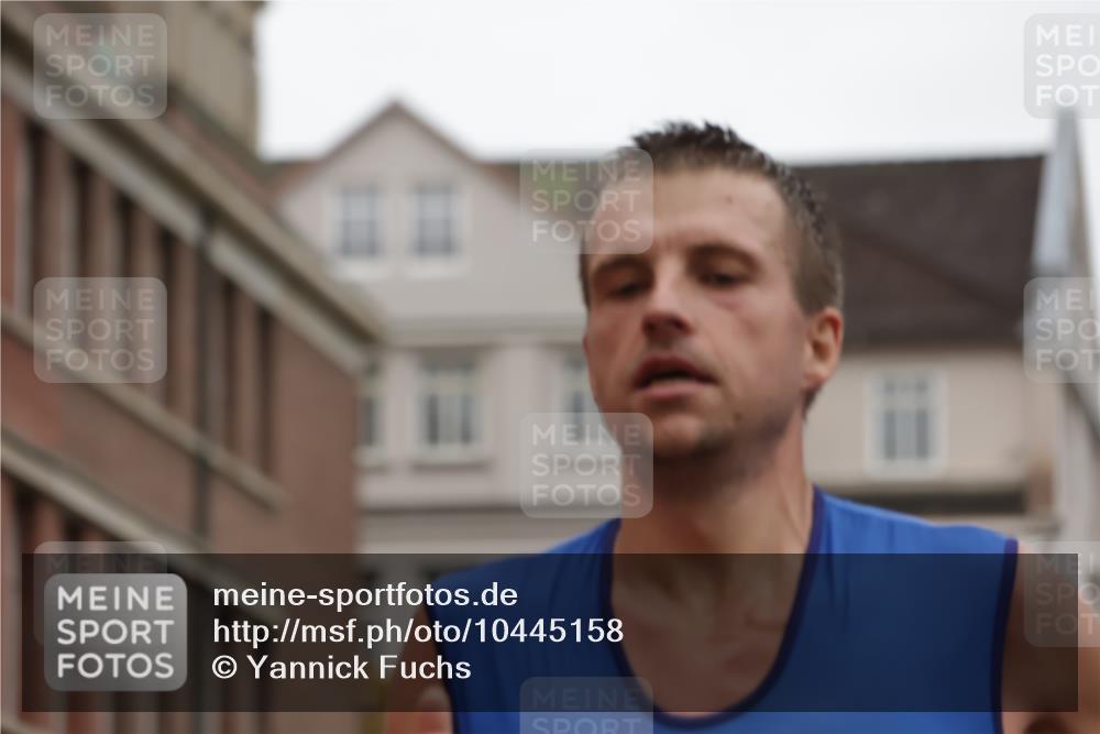 13.09.2026 - Kiel Lauf Yannick Fuchs http://msf.ph/oto/10445158 13.09.2026 12:14:38 Ziel 11085, 2565, 6182, 9253, 10912, 2550, 7208, 9316, 10208 meine-sportfotos.de