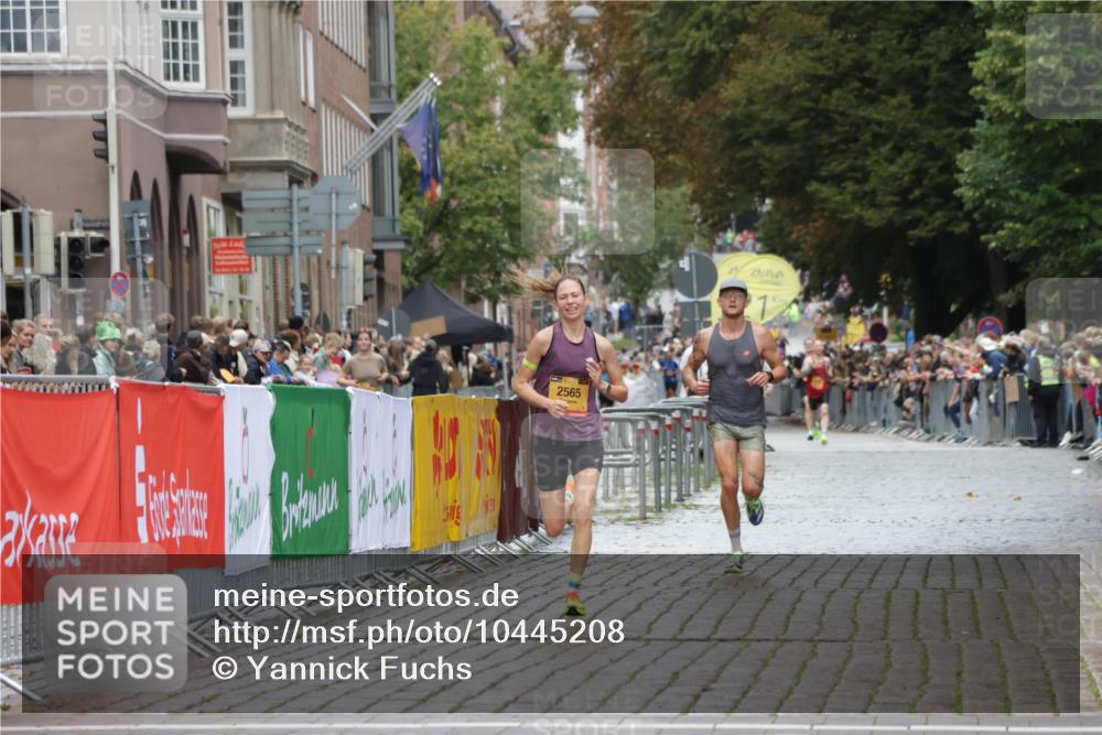 13.09.2026 - Kiel Lauf Yannick Fuchs http://msf.ph/oto/10445208 13.09.2026 12:14:46 Ziel 7208, 9316, 2565, 6182, 9253, 10912, 11085, 2550, 9855, 6182 meine-sportfotos.de
