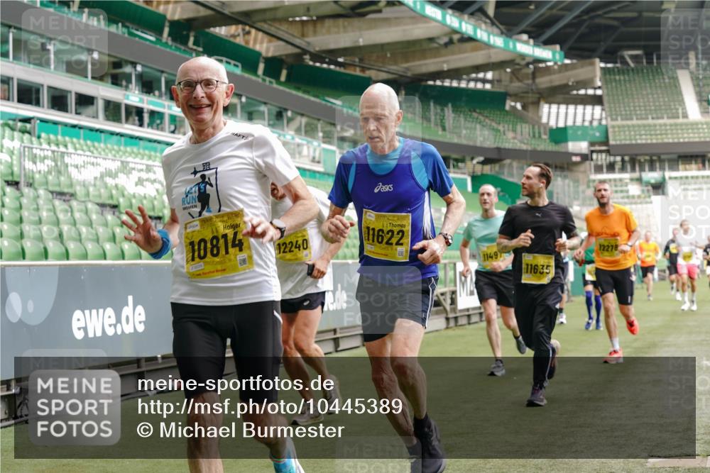 13.09.2026 - 21. swb-Marathon Bremen Michael Burmester http://msf.ph/oto/10445389 13.09.2026 10:29:10 Laufen im Stadion 10162, 10170, 10183, 10189, 10200, 10218, 10223, 10253, 10267, 10270, 10293, 10294, 10316, 10329, 10334, 10348, 10381, 10393, 10421, 10426, 10467, 10508, 10525, 10537, 10538, 10544, 10585, 10594, 10655, 10709, 10734, 10739, 10761, 10763, 10764, 10770, 10814, 10825, 10827, 10835, 10840, 10846, 10876, 10910, 10917, 10923, 10966, 10993, 11005, 11007, 11018, 11035, 11058, 11076, 11087, 11092, 11109, 11170 meine-sportfotos.de