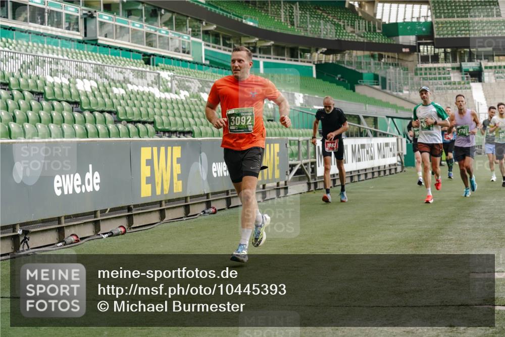13.09.2026 - 21. swb-Marathon Bremen Michael Burmester http://msf.ph/oto/10445393 13.09.2026 12:45:54 Laufen im Stadion 195, 280, 339, 474, 493, 508, 538, 567, 604, 697, 715, 788, 1017, 1034, 1181, 1241, 1264, 1277, 1301, 1863, 1937, 1975, 2020, 2021, 2084, 2087, 2297, 2809, 2889, 3092, 3271, 3609, 4110, 4157, 4236, 4328, 5024, 5092, 5238, 5283, 5674, 5719, 5996, 6918, 7206, 7265, 7336, 7478, 7715, 8054, 8096, 8319, 8325, 8331, 8670, 8701, 8756, 8936, 8983, 9070, 9129, 9273, 9306, 9495, 9544, 9583, 9642, 13034, 13168, 439, 1411, 1667, 1822, 1850 meine-sportfotos.de