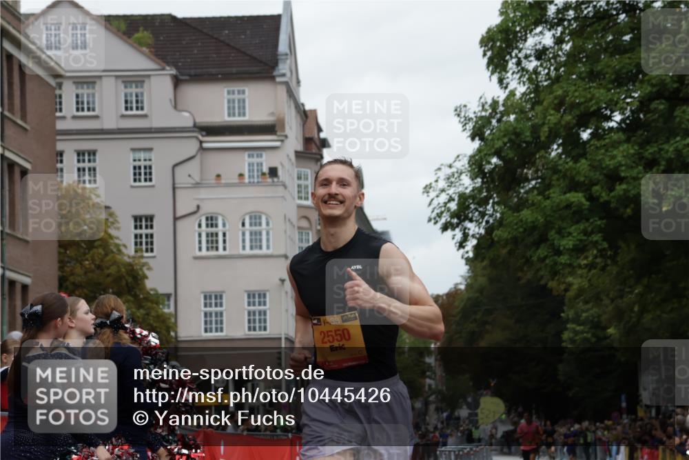 13.09.2026 - Kiel Lauf Yannick Fuchs http://msf.ph/oto/10445426 13.09.2026 12:15:21 Ziel 3398, 6871, 8093, 9575, 12196, 2550, 7208, 9855, 3194, 3970, 7208, 9316 meine-sportfotos.de