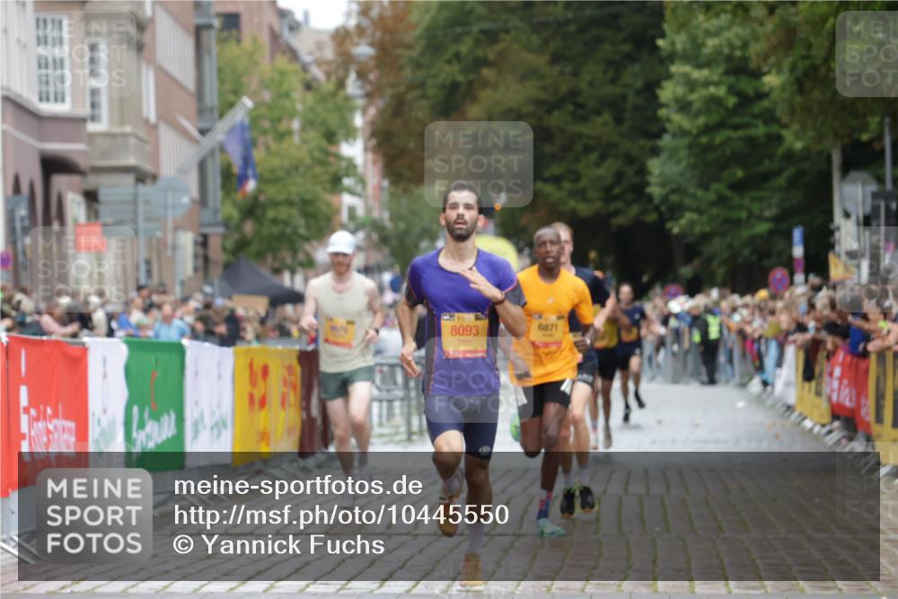 13.09.2026 - Kiel Lauf Yannick Fuchs http://msf.ph/oto/10445550 13.09.2026 12:15:34 Ziel 3194, 3970, 3398, 6871, 8093, 9575, 9855, 12196, 2562, 10494, 12309, 2550 meine-sportfotos.de