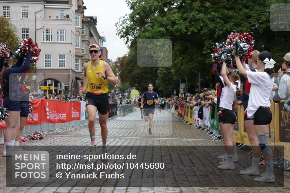 13.09.2026 - Kiel Lauf Yannick Fuchs http://msf.ph/oto/10445690 13.09.2026 12:15:43 Ziel 2562, 3194, 10494, 3398, 3970, 6871, 8093, 9575, 12196, 11267, 12309, 12683, 9855 meine-sportfotos.de