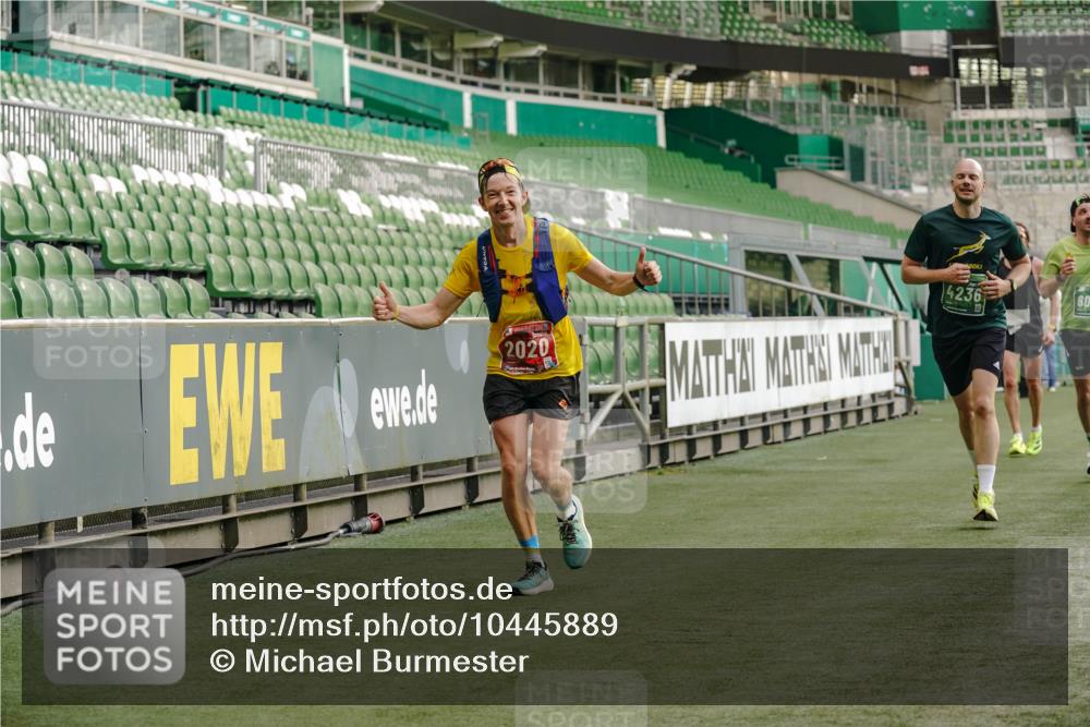 13.09.2026 - 21. swb-Marathon Bremen Michael Burmester http://msf.ph/oto/10445889 13.09.2026 12:46:16 Laufen im Stadion 195, 280, 474, 508, 538, 567, 604, 697, 788, 868, 1017, 1034, 1181, 1241, 1277, 1863, 1937, 2020, 2021, 2084, 2087, 2297, 2538, 2809, 2889, 3092, 3196, 3271, 3609, 4110, 4157, 4236, 4777, 5024, 5092, 5238, 5283, 5674, 5719, 6053, 6686, 6815, 6918, 7336, 7478, 7814, 7871, 8054, 8096, 8319, 8325, 8331, 8334, 8670, 8701, 8756, 8936, 8983, 9070, 9129, 9273, 9306, 9495, 9544, 9583, 9642, 9813, 13034, 13168, 439, 1667, 1850 meine-sportfotos.de