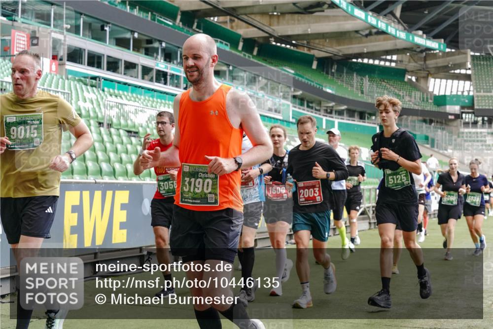 13.09.2026 - 21. swb-Marathon Bremen Michael Burmester http://msf.ph/oto/10446135 13.09.2026 13:08:09 Laufen im Stadion 132, 156, 489, 551, 607, 682, 716, 800, 808, 809, 831, 834, 846, 884, 911, 922, 1025, 1124, 1173, 1189, 1210, 1285, 1289, 1322, 1364, 1369, 1387, 1395, 1398, 1532, 1559, 1600, 1688, 1831, 1841, 1854, 1871, 1899, 1926, 1938, 2003, 2041, 2070, 2090, 2215, 2219, 2229, 2283, 2318, 2366, 2380, 2405, 2413, 2440, 2467, 2492, 2565, 2611, 2635, 2692, 2699, 2721, 2727, 2731, 2755, 2782, 2802, 2818, 2823, 2831, 2841, 2866, 2897, 2911, 2930, 2949, 2960 meine-sportfotos.de
