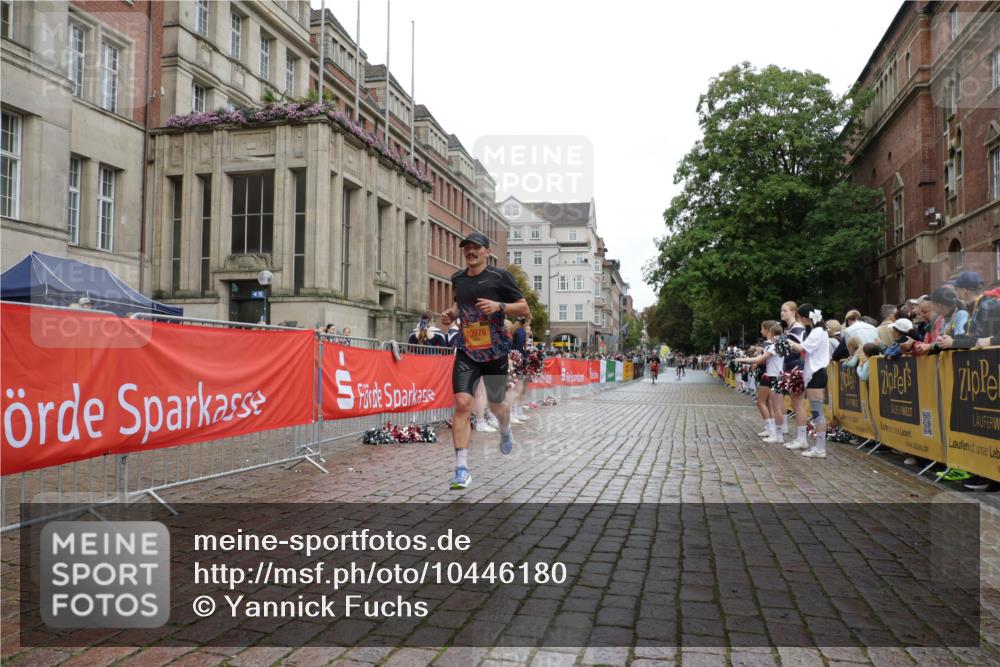 13.09.2026 - Kiel Lauf Yannick Fuchs http://msf.ph/oto/10446180 13.09.2026 12:16:41 Ziel 169, 9055, 169, 1555, 7260, 10976, 3365, 3971, 7833, 8057, 12683 meine-sportfotos.de