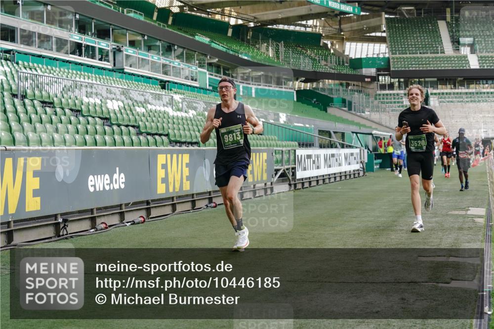 13.09.2026 - 21. swb-Marathon Bremen Michael Burmester http://msf.ph/oto/10446185 13.09.2026 12:46:25 Laufen im Stadion 195, 280, 474, 508, 538, 567, 604, 697, 788, 868, 1017, 1034, 1181, 1241, 1277, 1554, 1863, 2020, 2021, 2084, 2087, 2297, 2538, 2809, 2889, 3092, 3118, 3196, 3271, 3424, 3520, 3609, 4110, 4157, 4236, 4239, 4729, 4777, 4808, 5024, 5092, 5238, 5283, 5674, 5719, 5725, 6053, 6686, 6815, 6918, 7102, 7336, 7478, 7814, 7871, 8054, 8096, 8319, 8325, 8331, 8334, 8670, 8701, 8756, 8936, 8983, 9070, 9129, 9273, 9306, 9495, 9544, 9583, 9642, 9813, 13034, 439, 1667, 1850 meine-sportfotos.de