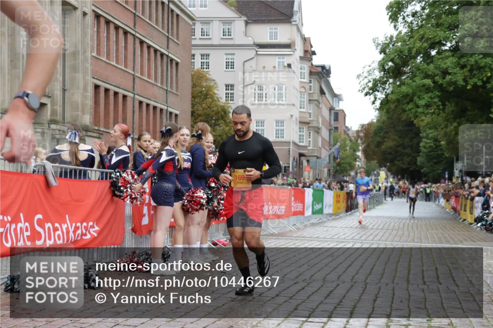 13.09.2026 - Kiel Lauf Yannick Fuchs http://msf.ph/oto/10446267 13.09.2026 12:16:54 Ziel 3365, 3971, 7833, 8057, 169, 7260, 9055, 1641, 10638, 10897, 12448, 1555, 10976 meine-sportfotos.de