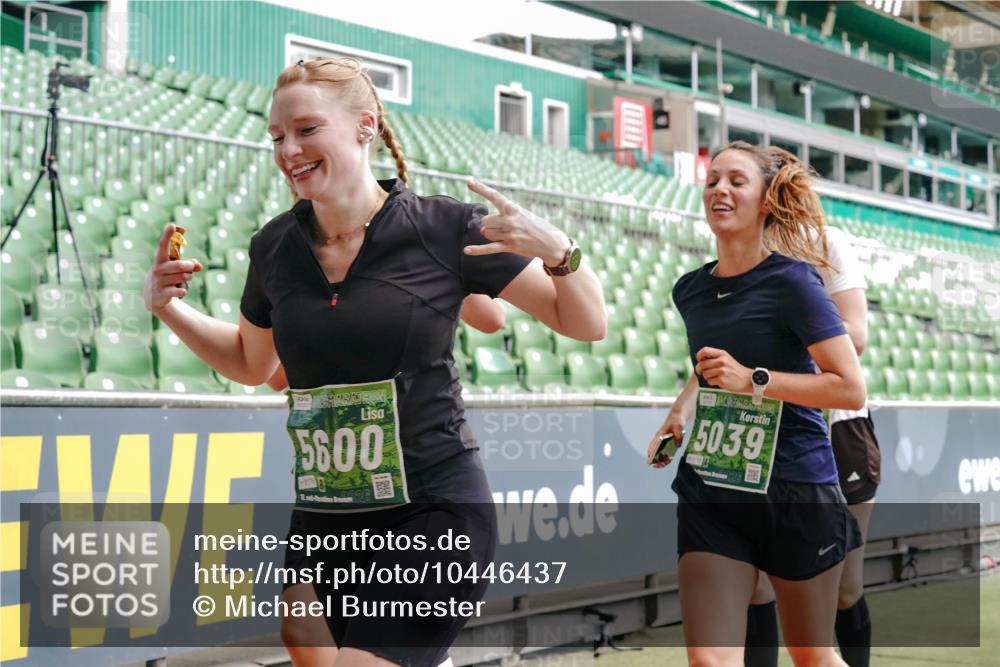 13.09.2026 - 21. swb-Marathon Bremen Michael Burmester http://msf.ph/oto/10446437 13.09.2026 13:08:14 Laufen im Stadion 132, 156, 489, 551, 607, 682, 716, 800, 808, 809, 834, 846, 884, 911, 922, 1025, 1124, 1150, 1173, 1189, 1210, 1285, 1289, 1322, 1364, 1369, 1387, 1395, 1398, 1532, 1559, 1600, 1688, 1831, 1841, 1854, 1871, 1880, 1899, 1926, 1938, 2003, 2041, 2070, 2090, 2215, 2219, 2229, 2283, 2318, 2366, 2380, 2405, 2413, 2440, 2467, 2492, 2565, 2611, 2635, 2692, 2699, 2721, 2727, 2731, 2755, 2782, 2802, 2818, 2823, 2831, 2841, 2866, 2897, 2911, 2930, 2949, 2960 meine-sportfotos.de