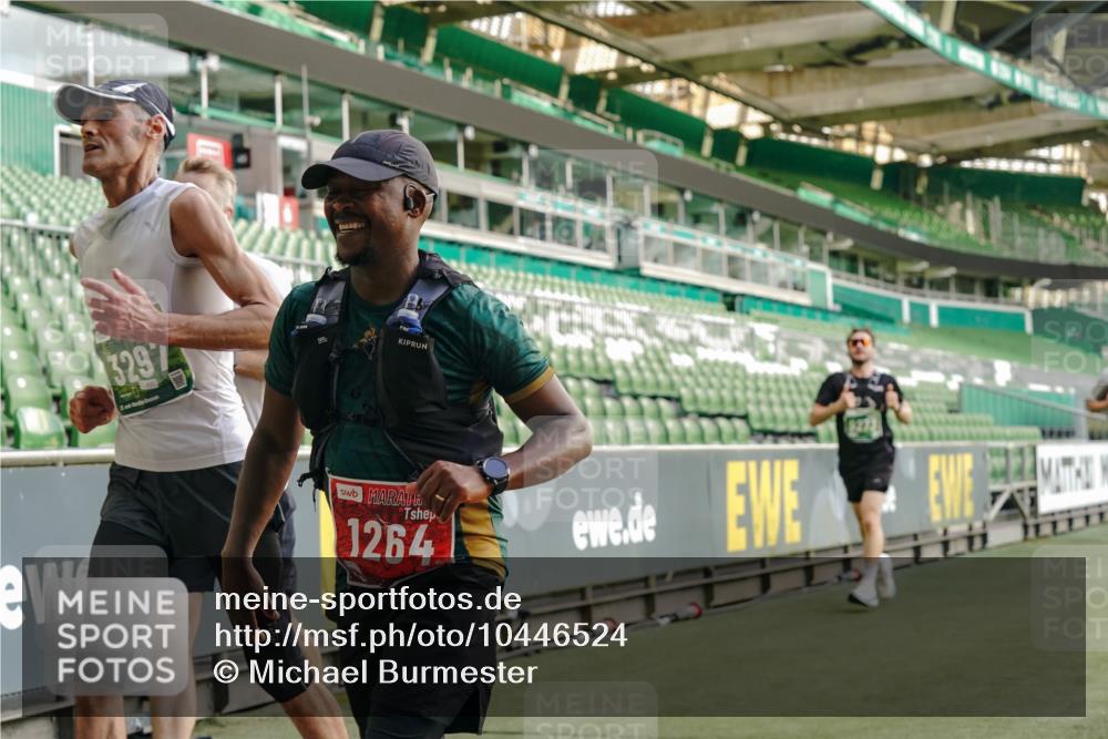 13.09.2026 - 21. swb-Marathon Bremen Michael Burmester http://msf.ph/oto/10446524 13.09.2026 12:46:36 Laufen im Stadion 195, 474, 508, 538, 567, 604, 621, 697, 788, 868, 1017, 1034, 1181, 1241, 1277, 1554, 1863, 2020, 2021, 2084, 2087, 2297, 2538, 2646, 2809, 2889, 3118, 3196, 3271, 3284, 3297, 3424, 3520, 4025, 4110, 4157, 4236, 4239, 4729, 4777, 4808, 5024, 5092, 5238, 5283, 5674, 5719, 5725, 5976, 6053, 6686, 6815, 6918, 7102, 7336, 7478, 7814, 7871, 8054, 8060, 8096, 8319, 8325, 8331, 8334, 8670, 8701, 8756, 8936, 8983, 9061, 9070, 9129, 9273, 9306, 9495, 9544, 9642, 9813, 9918, 13034, 439 meine-sportfotos.de