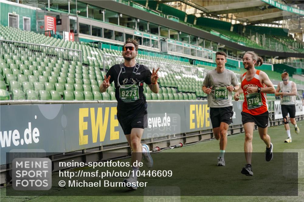 13.09.2026 - 21. swb-Marathon Bremen Michael Burmester http://msf.ph/oto/10446609 13.09.2026 12:46:39 Laufen im Stadion 195, 474, 508, 538, 567, 604, 621, 697, 788, 868, 1017, 1034, 1181, 1241, 1277, 1554, 1863, 2021, 2084, 2087, 2297, 2538, 2646, 2809, 2889, 3118, 3196, 3284, 3297, 3424, 3520, 4025, 4110, 4157, 4236, 4239, 4729, 4777, 4808, 5024, 5092, 5238, 5283, 5674, 5719, 5725, 5976, 6053, 6686, 6815, 6918, 7102, 7336, 7478, 7814, 7871, 8054, 8060, 8096, 8319, 8325, 8331, 8334, 8670, 8701, 8756, 8936, 8983, 9061, 9070, 9129, 9273, 9306, 9495, 9544, 9642, 9689, 9813, 9918, 13034, 439 meine-sportfotos.de