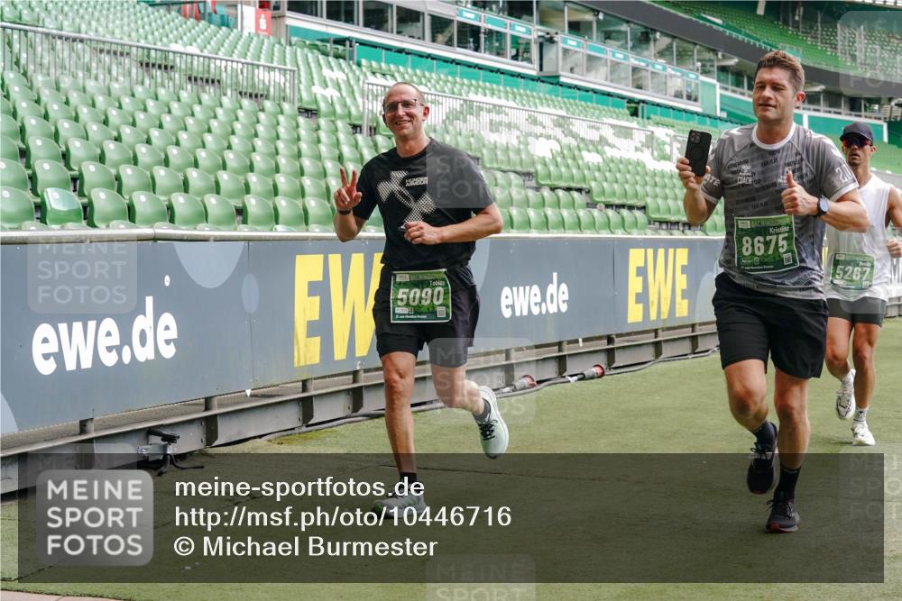 13.09.2026 - 21. swb-Marathon Bremen Michael Burmester http://msf.ph/oto/10446716 13.09.2026 13:08:20 Laufen im Stadion 132, 156, 489, 549, 551, 607, 625, 682, 716, 800, 808, 809, 834, 846, 884, 911, 922, 1025, 1124, 1150, 1173, 1189, 1210, 1285, 1289, 1322, 1364, 1369, 1387, 1395, 1398, 1532, 1559, 1600, 1688, 1831, 1841, 1854, 1871, 1880, 1899, 1926, 1938, 2003, 2041, 2070, 2215, 2219, 2229, 2283, 2318, 2366, 2380, 2405, 2413, 2429, 2440, 2441, 2467, 2492, 2565, 2611, 2635, 2692, 2699, 2721, 2727, 2731, 2755, 2782, 2802, 2818, 2823, 2831, 2841, 2866, 2897, 2911, 2930, 2941, 2949, 2960 meine-sportfotos.de